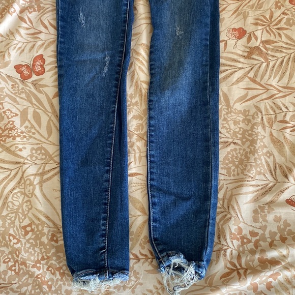 This is a pair of Agorss jeans. It is size 1 and barely worn. - Picture 2 of 4